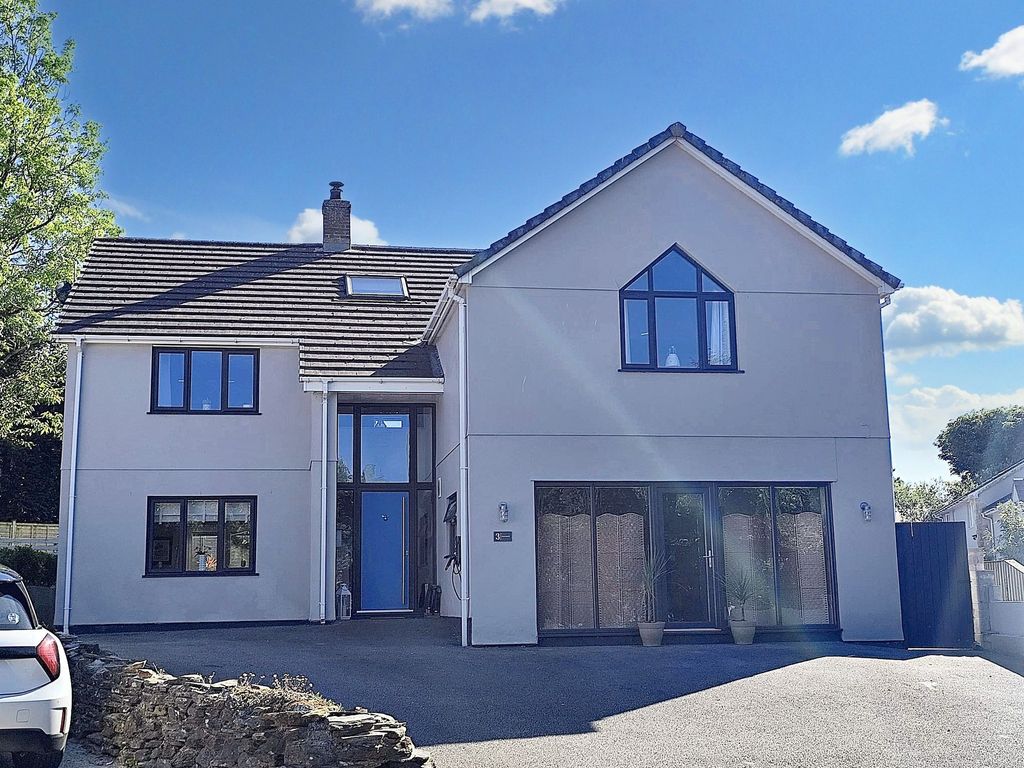Property photo 1 of 36 External