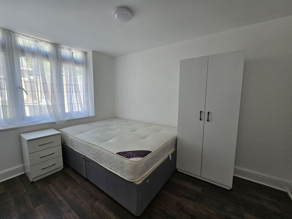 Property photo 2 of 19 Gallery