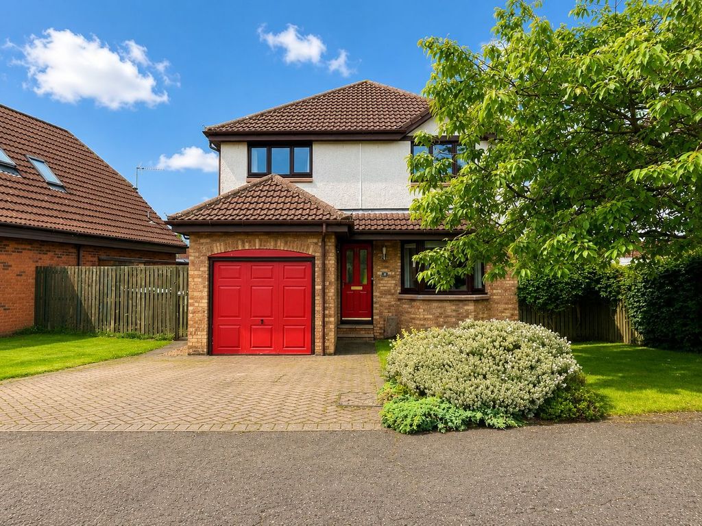 Property photo 1 of 33
