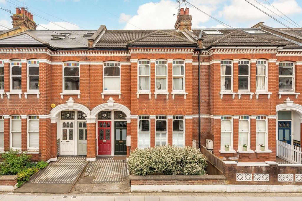 Property photo 1 of 8