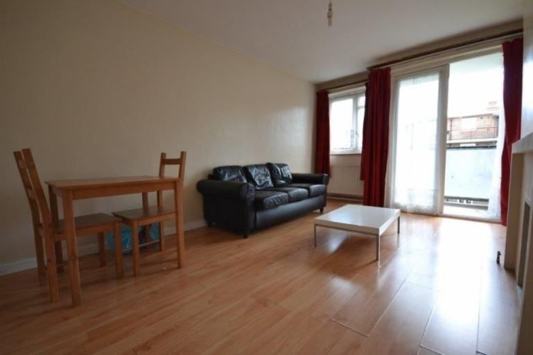 Property photo 1 of 4 A Spacious One Double Bedroom Flat Located On A Quiet Residential Street Within A Short Walk From The Amenities Of Walworth Road And The Elephant &amp; Castle.