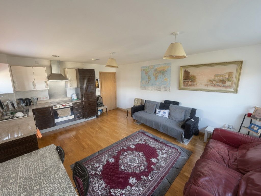 Property photo 3 of 7