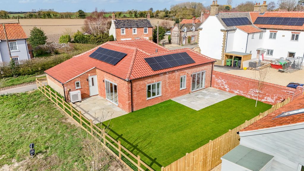 Property photo 1 of 33 4774120