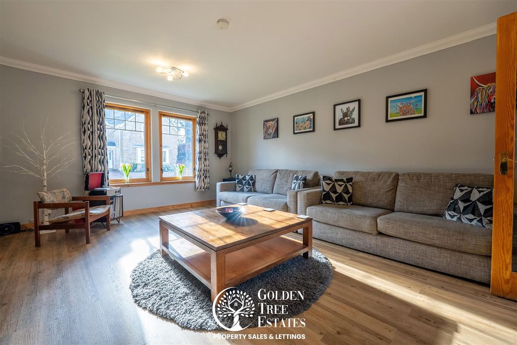 Property photo 2 of 54 Living Room