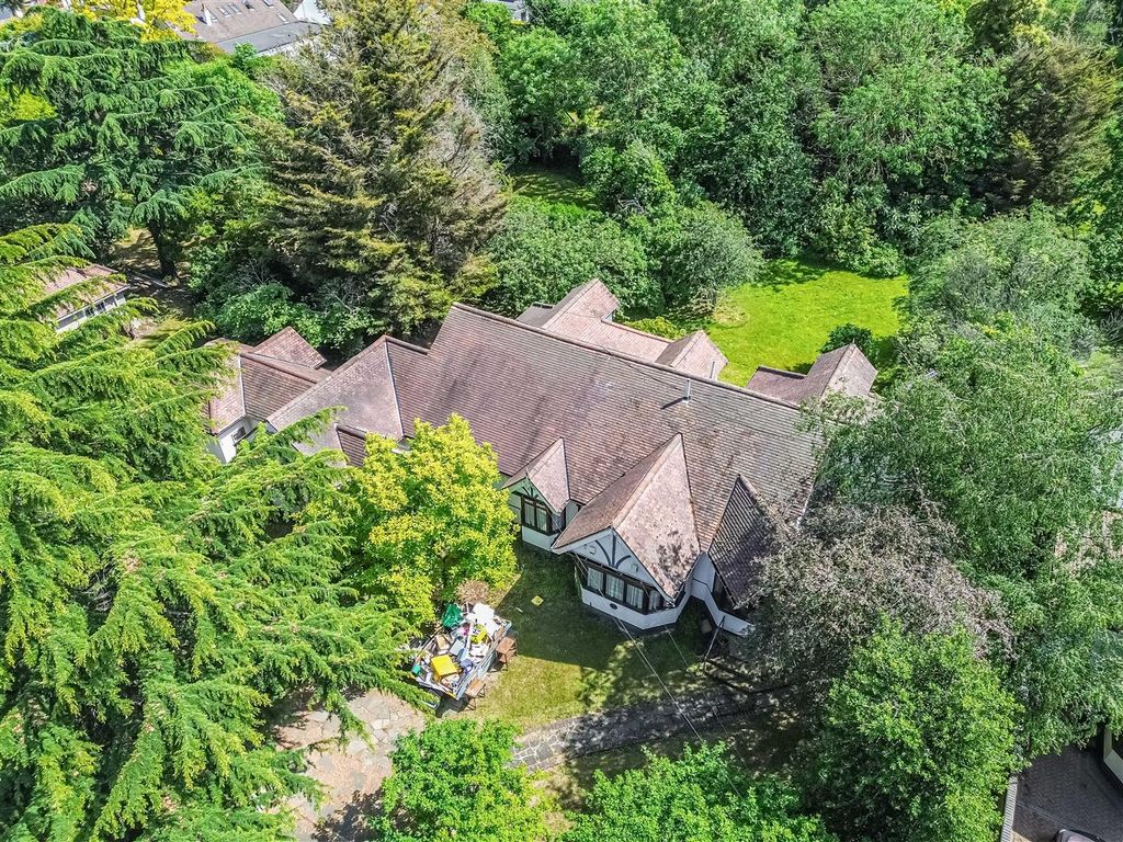 Property photo 1 of 59