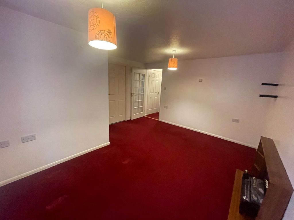 Property photo 3 of 11 Picture No. 21