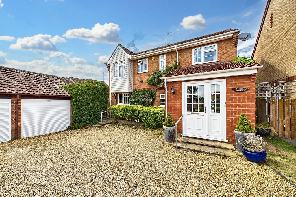 Property photo 1 of 19