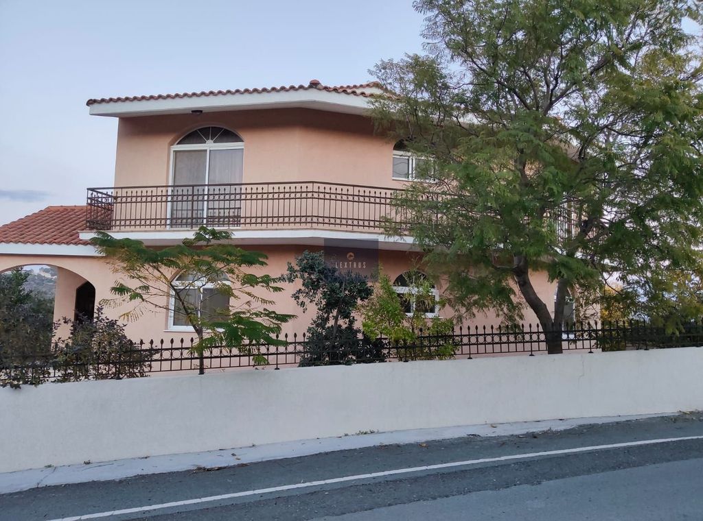 Property photo 1 of 25