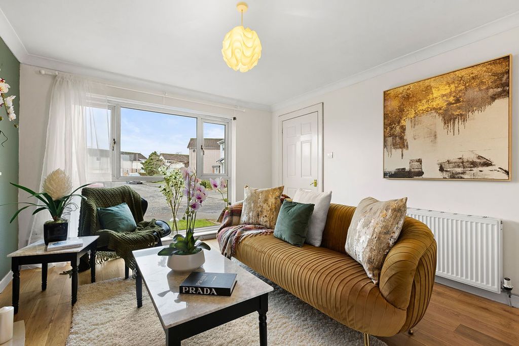 Property photo 2 of 38