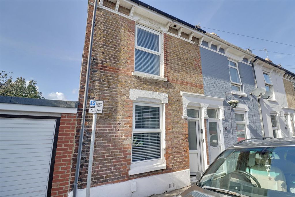 Property photo 1 of 16 49F823D9-A997-4D2B-9B50-F4Dae55CE03C_1_201_A.Jpeg