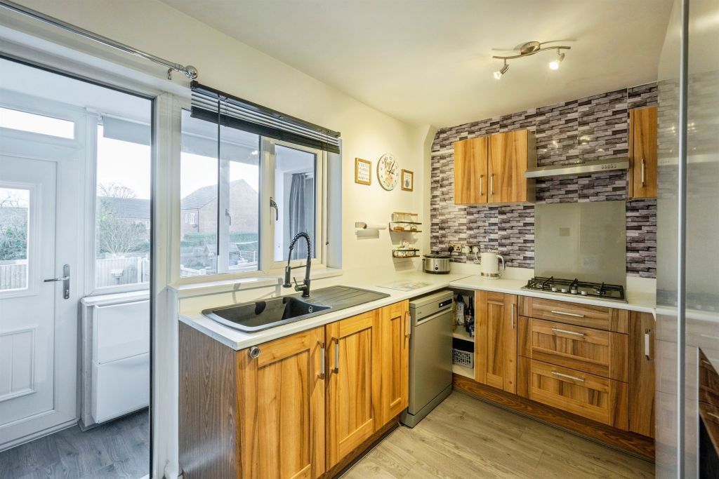 Property photo 2 of 22