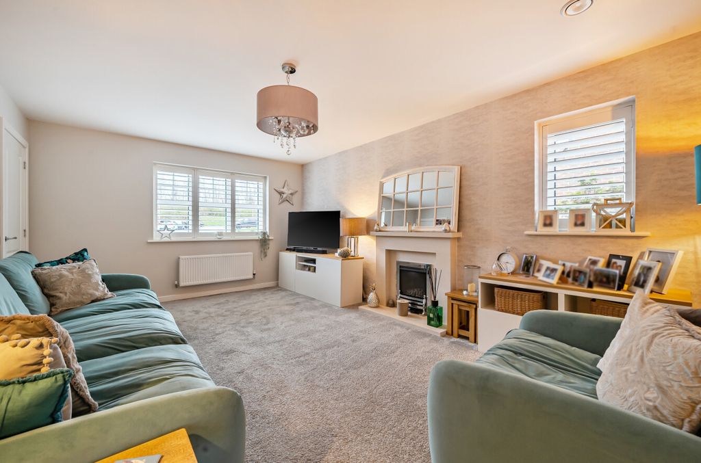 Property photo 2 of 27 1422446-18-69B2E2...