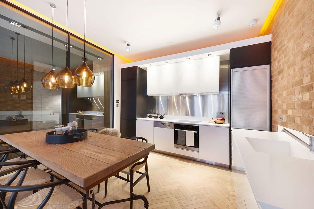 Property photo 1 of 11 Image