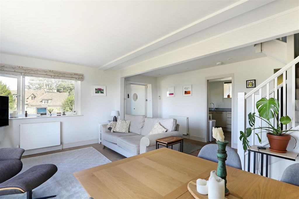 Property photo 2 of 15 2.Jpg