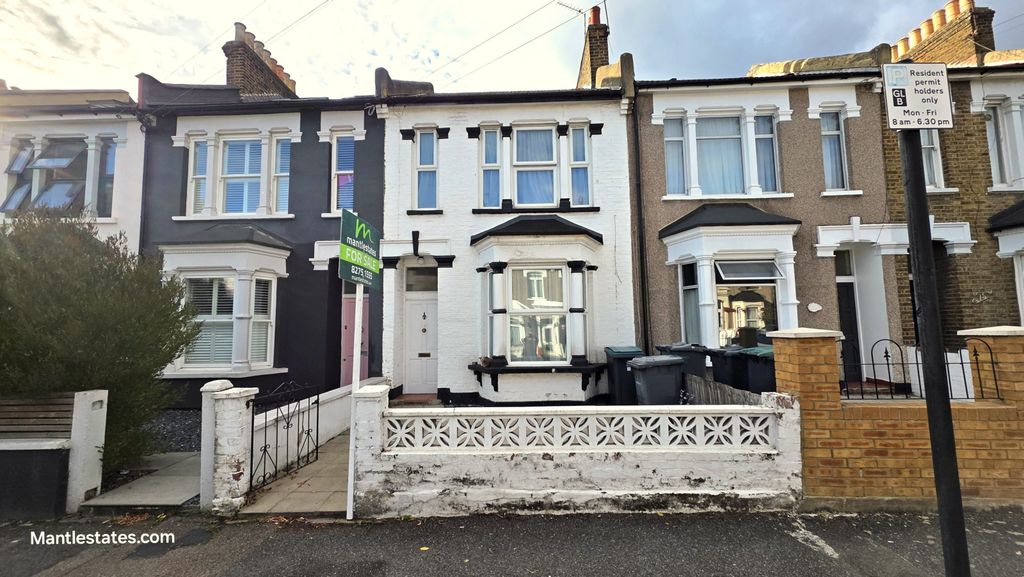 Property photo 1 of 20 3 Bed Terraced House For Sale Glenwood Road, Haringey N15
