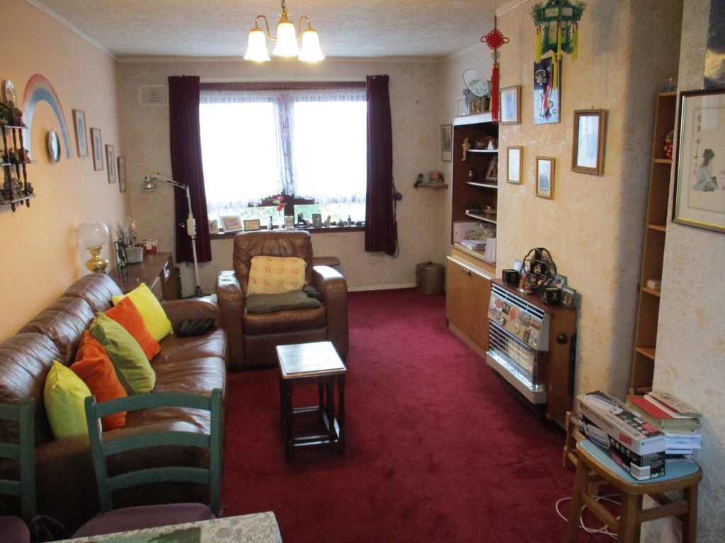 Property photo 3 of 17