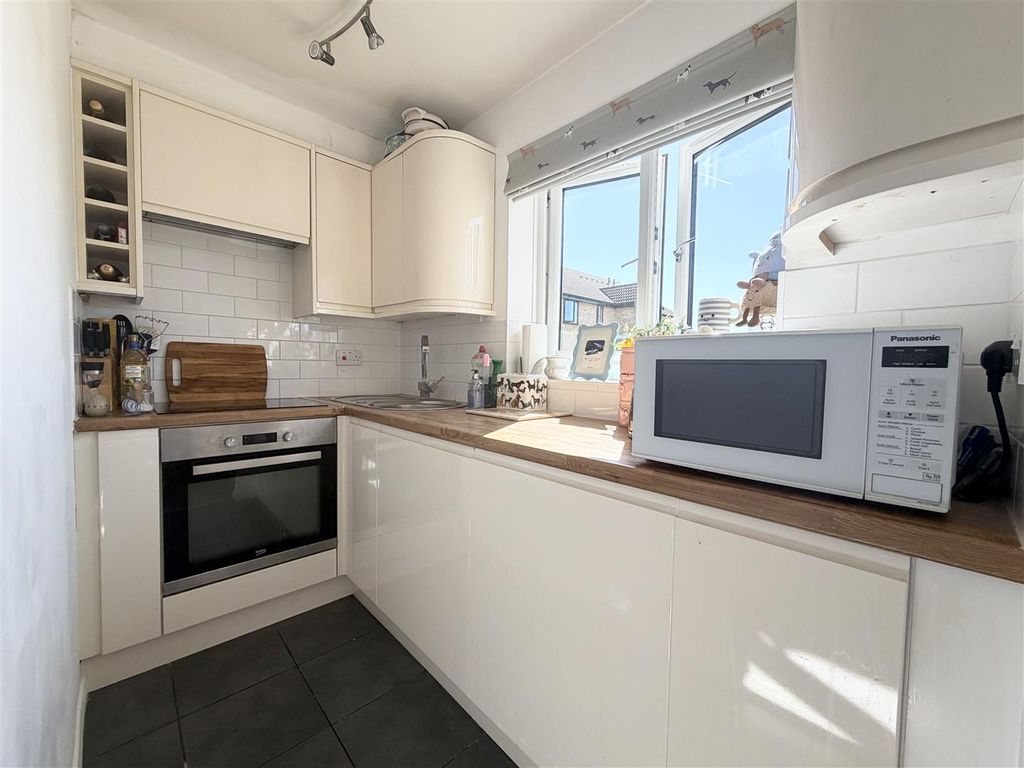 Property photo 2 of 10 Img_2125.Jpeg