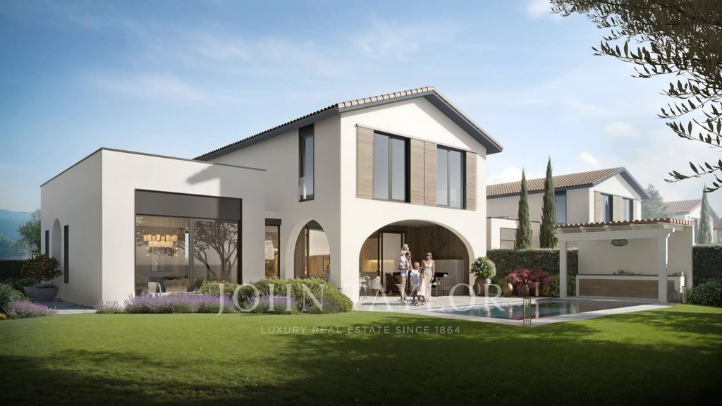 Property photo 2 of 34