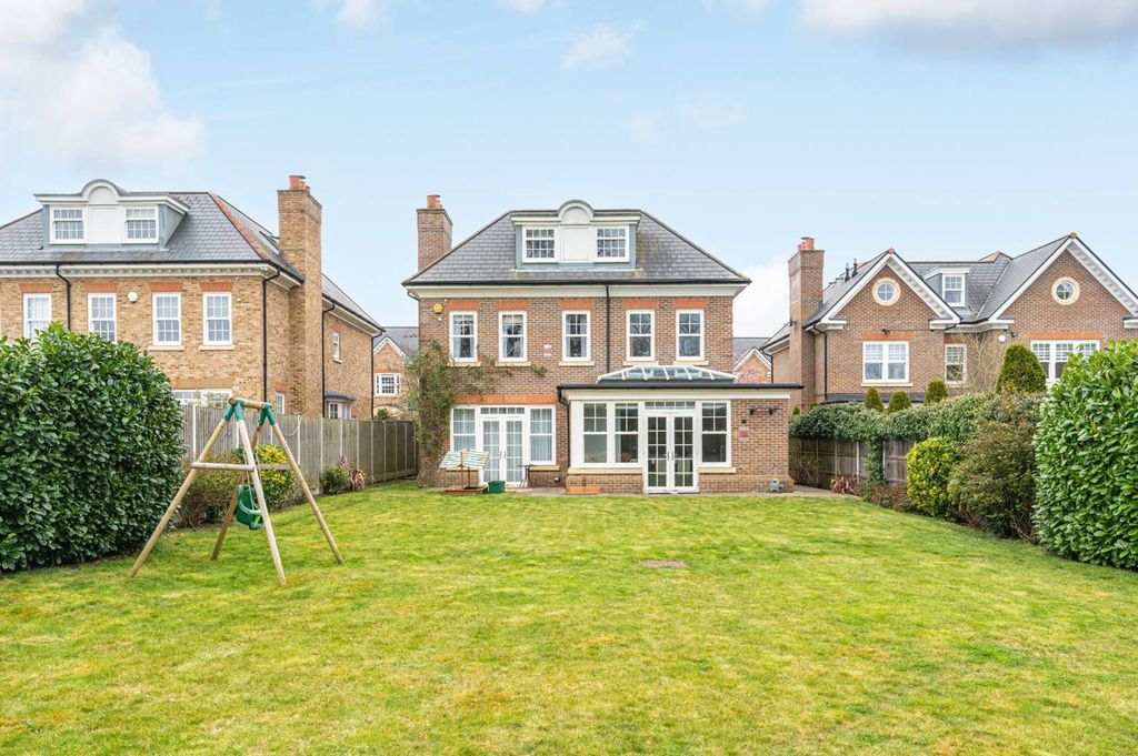 Property photo 1 of 46