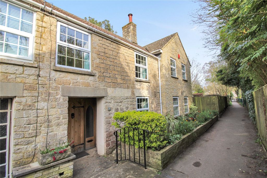 Property photo 1 of 22 Picture No. 25