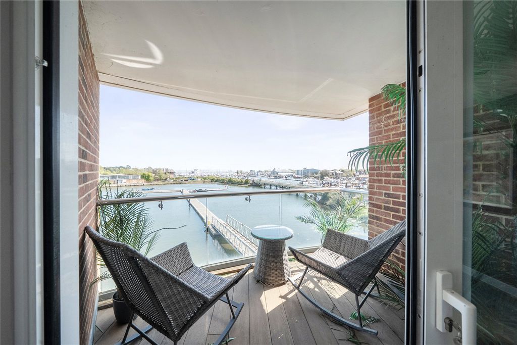 Property photo 1 of 16 Picture No. 28