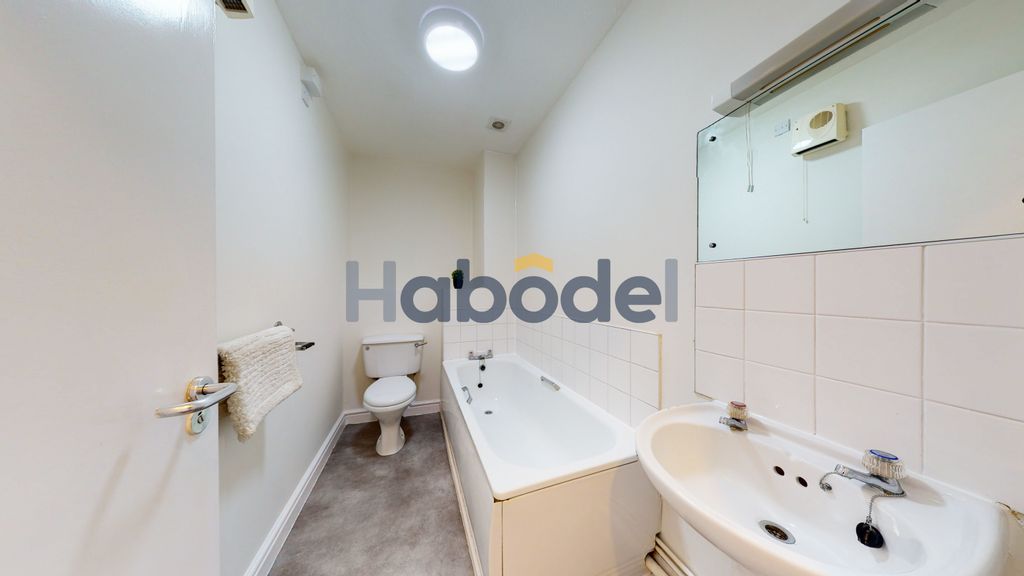 Property photo 2 of 6