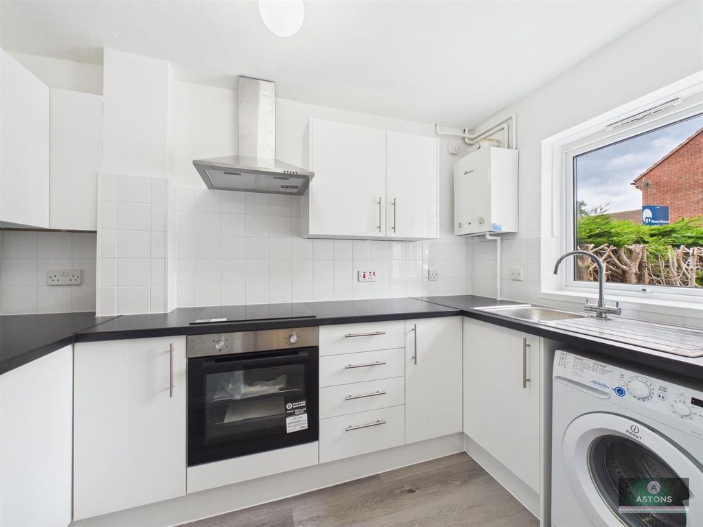 Property photo 3 of 10 Cam02067G0-Pr0349-Still004.Jpg