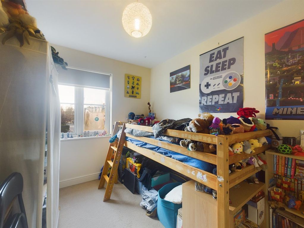 2 bed flat for saleRiverside Drive, Anchor Quay, Lincoln LN5 photo 5