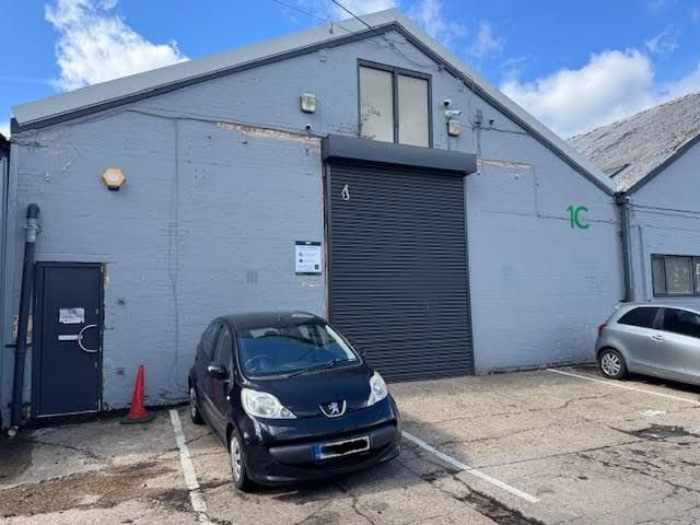 Property photo 1 of 4 Photo