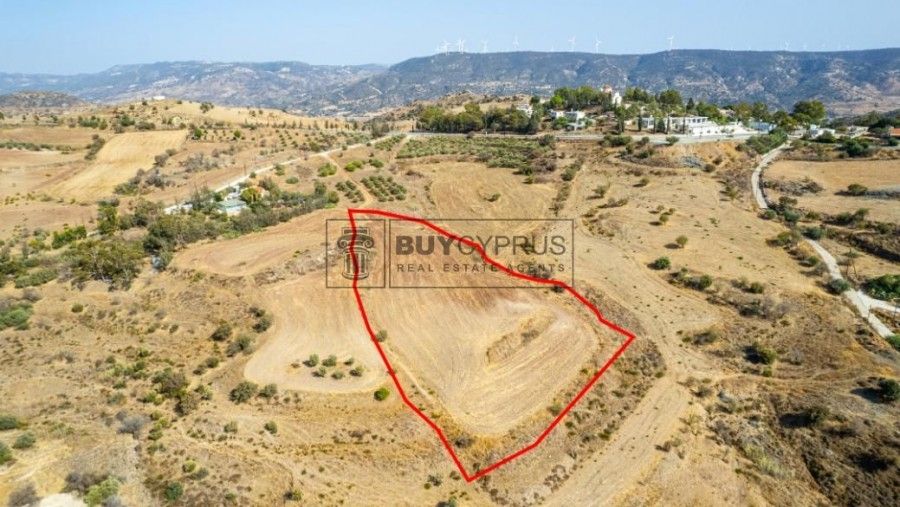 Property photo 3 of 4