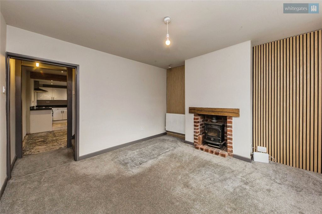 Property photo 2 of 16 Picture No. 01