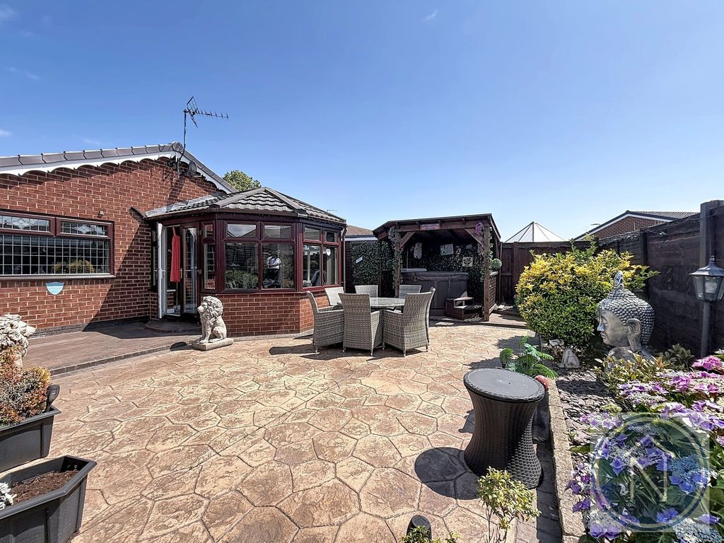 Property photo 2 of 18