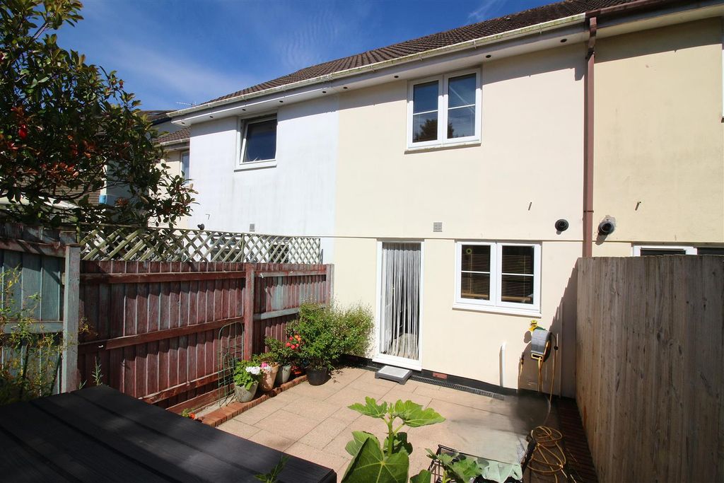 Property photo 3 of 18 Rear Garden