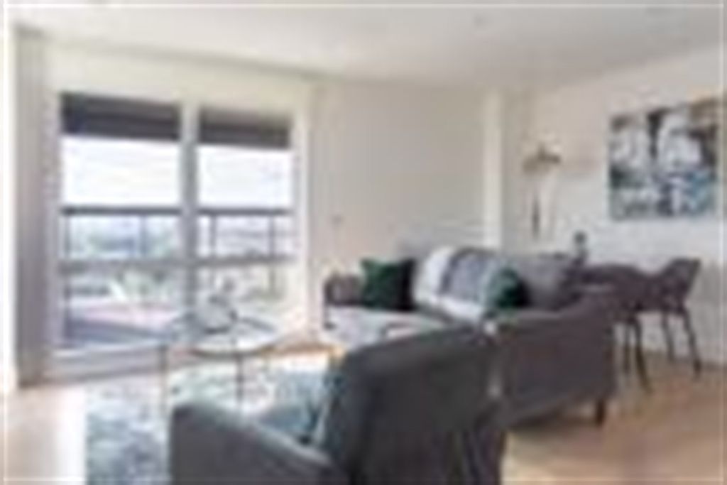 Property photo 1 of 13 (Main)