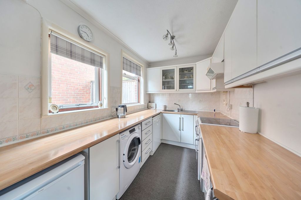 Property photo 2 of 13