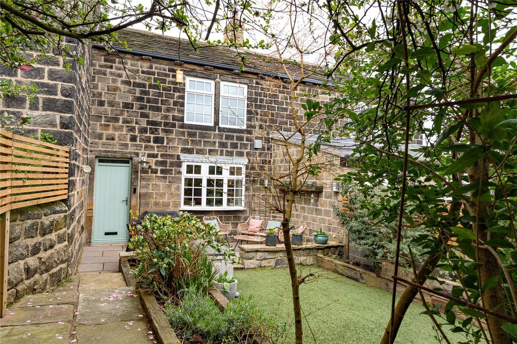 Property photo 1 of 21 Picture No. 09