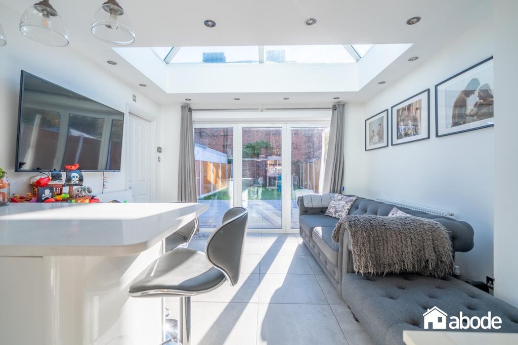 Property photo 2 of 20 Dsc03374-Hdr.Jpg