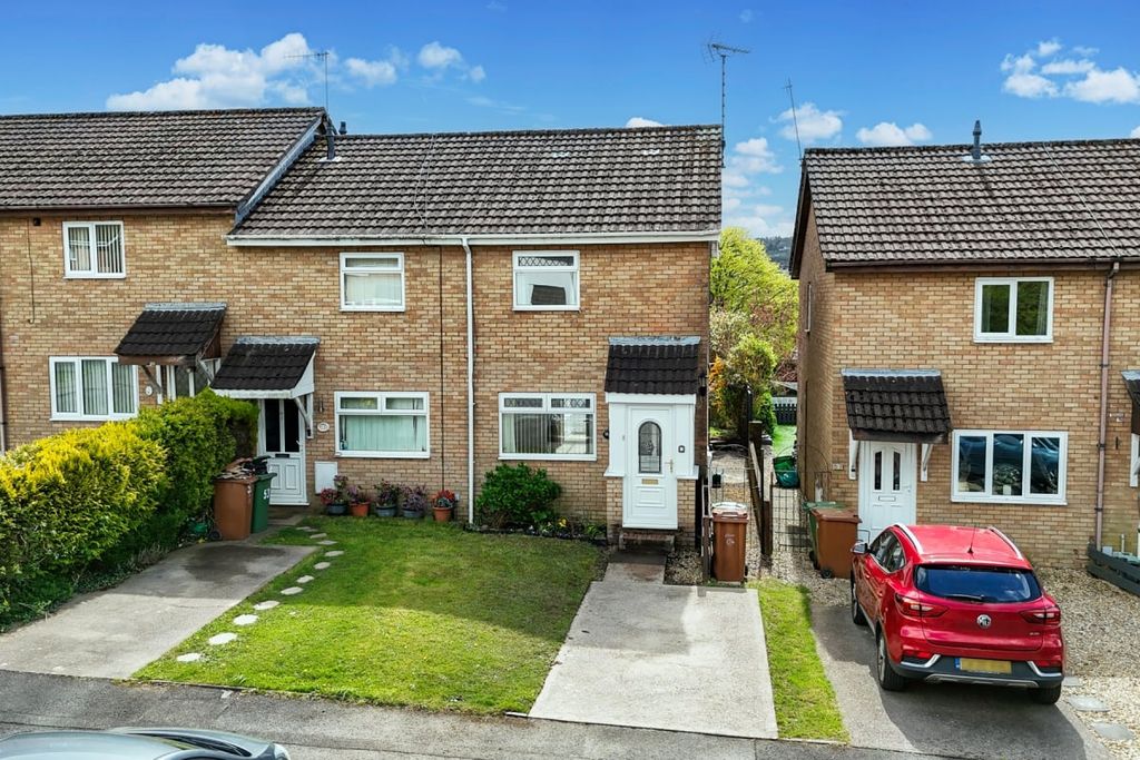 Property photo 1 of 21