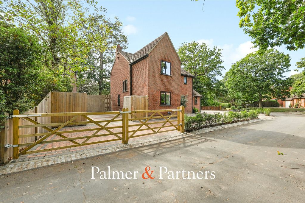 Property photo 3 of 32 Picture No. 52