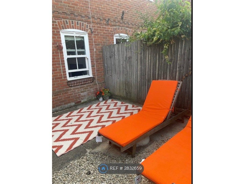 Property photo 2 of 5