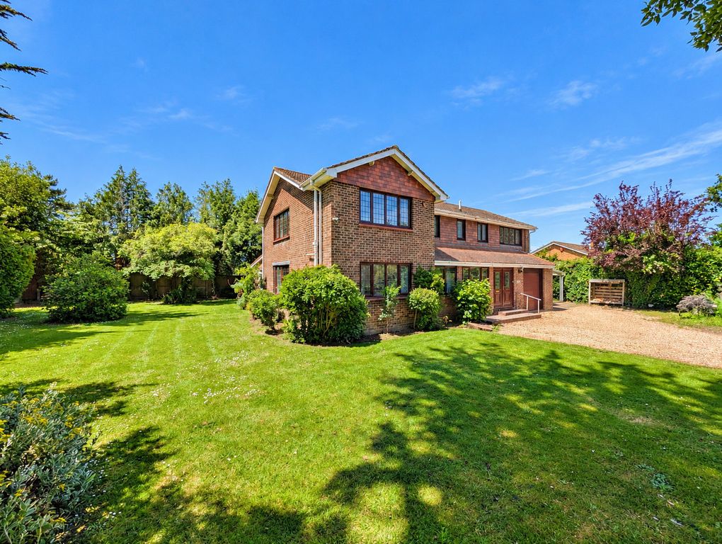 Property photo 1 of 39