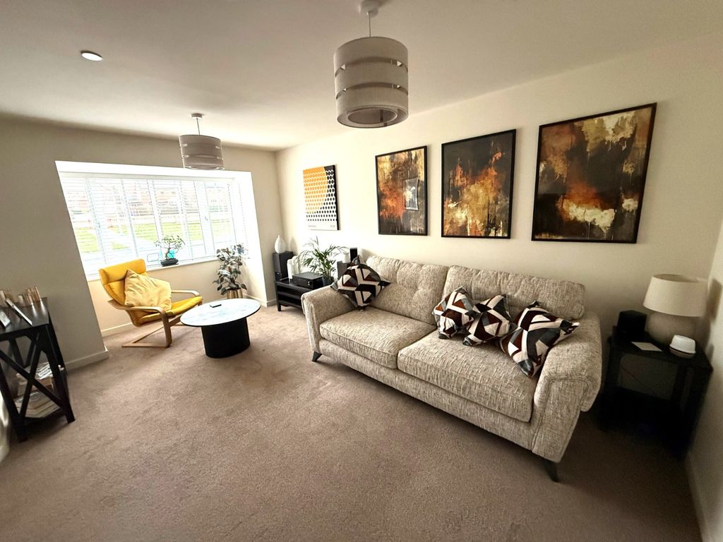 Property photo 2 of 26 Picture No. 30