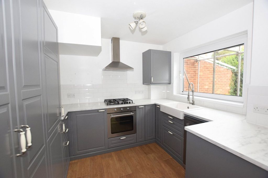 Property photo 1 of 14 Kitchen