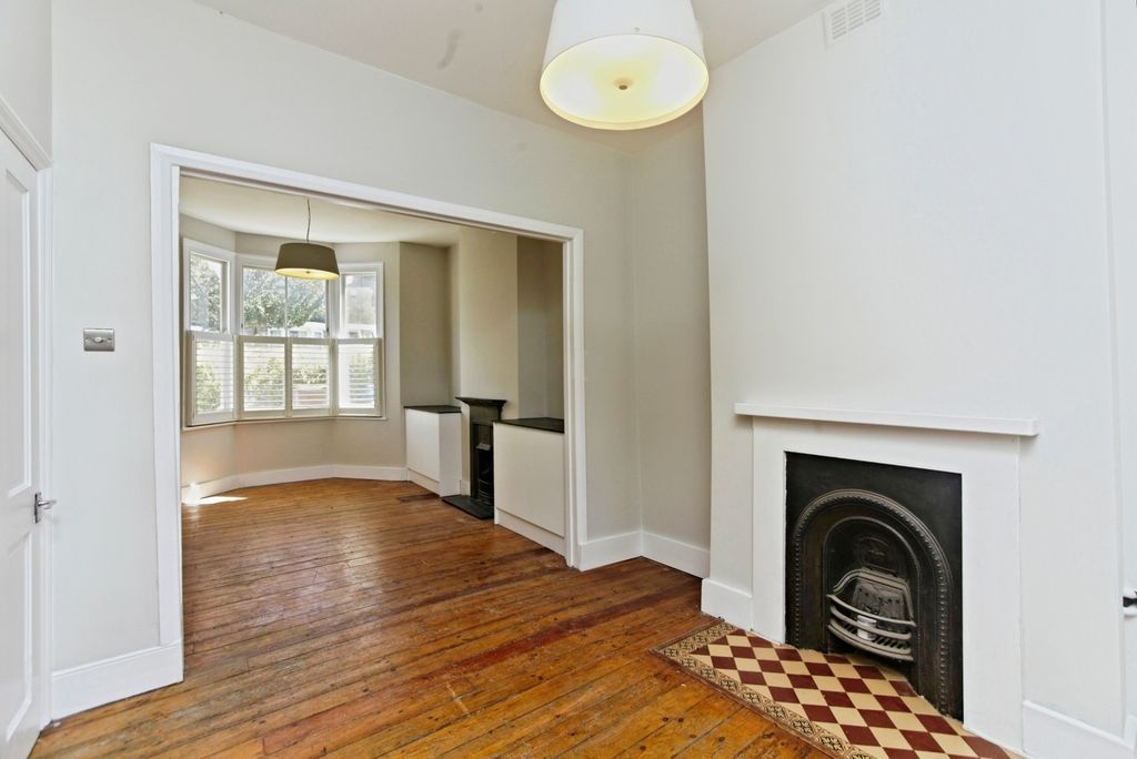 Property photo 2 of 12 2