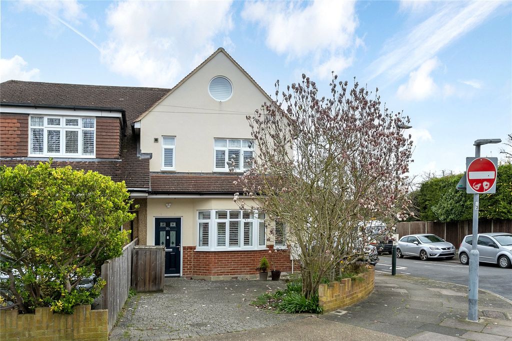 Property photo 1 of 23 Picture No. 03