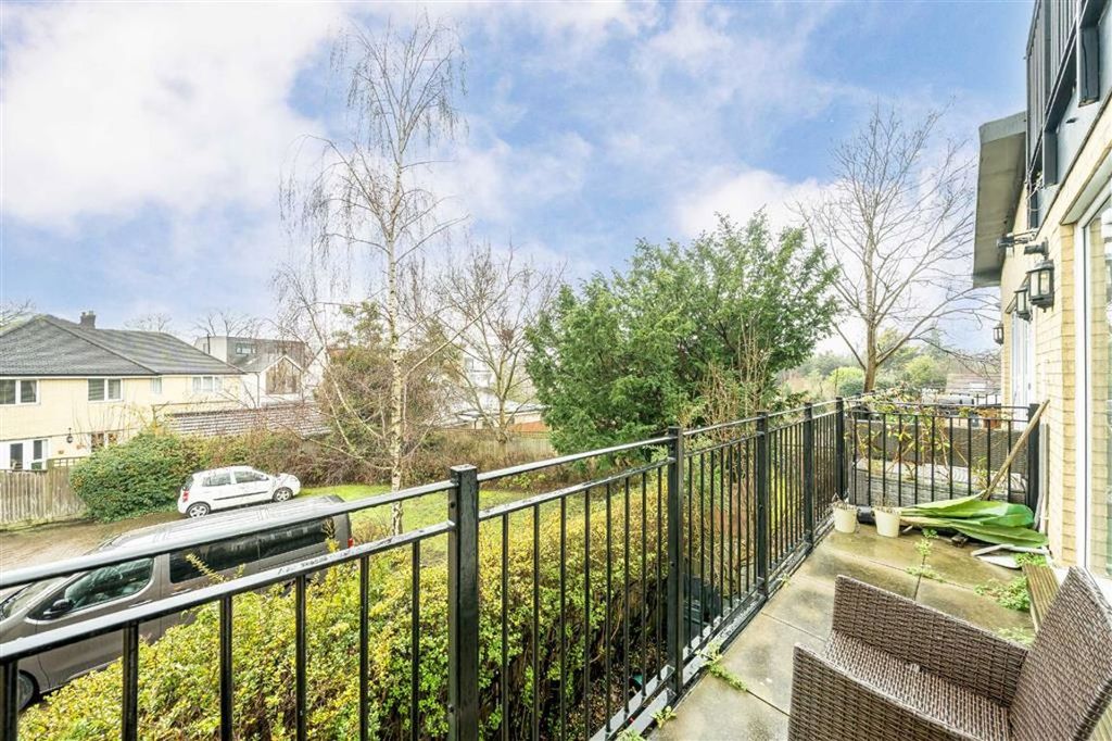 Property photo 3 of 6