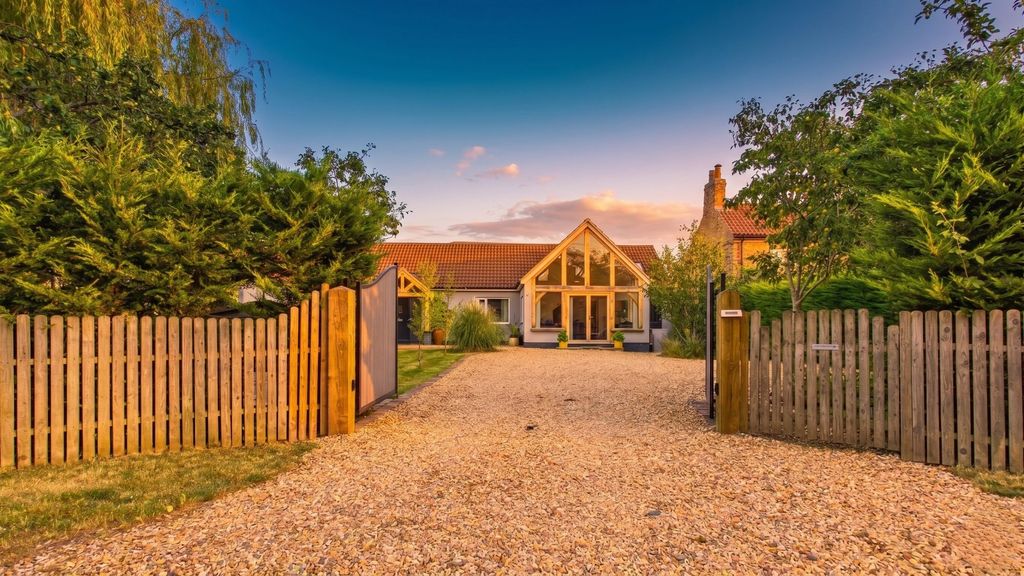 Property photo 1 of 30