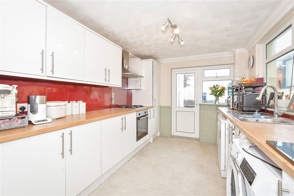 Property photo 3 of 12 Kitchen/Diner