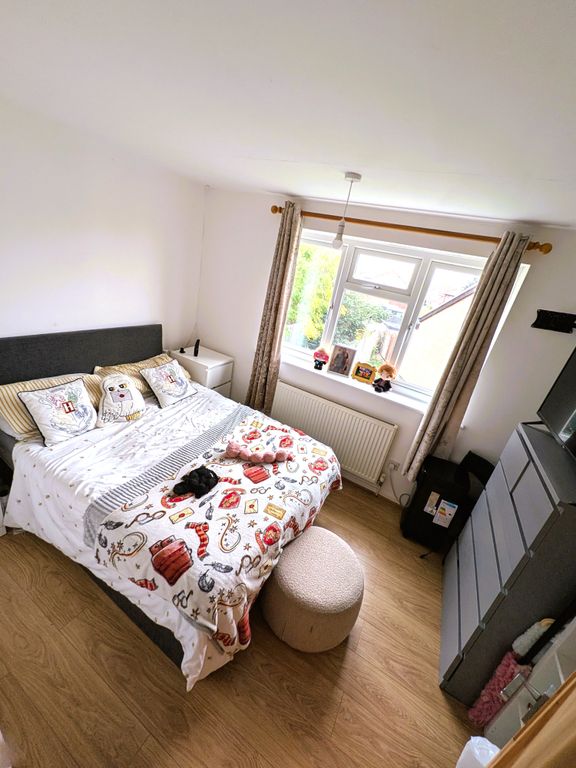 Property photo 3 of 6