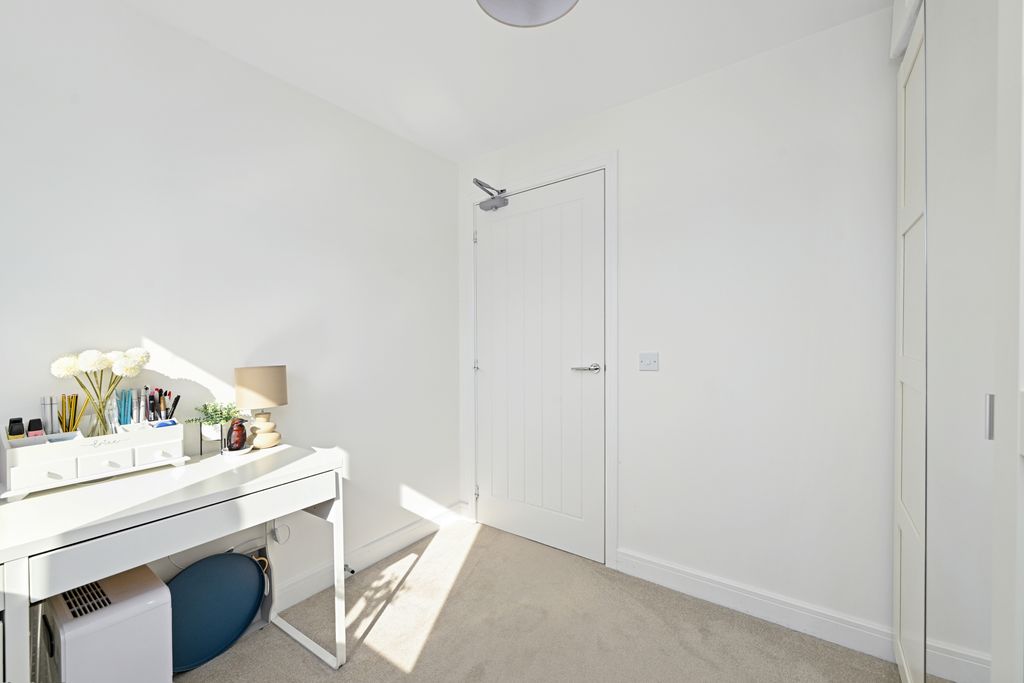 Additional image 11 of 2 bed flat for sale25 Dentylion Park, Bilston EH25